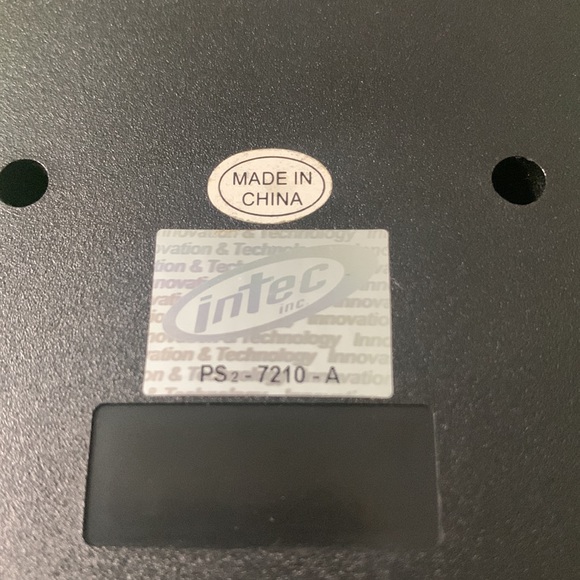 Intec Multiplayer Adapter For Sony PS2 (PS2-7210-A) 4 HUB - Picture 3 of 3